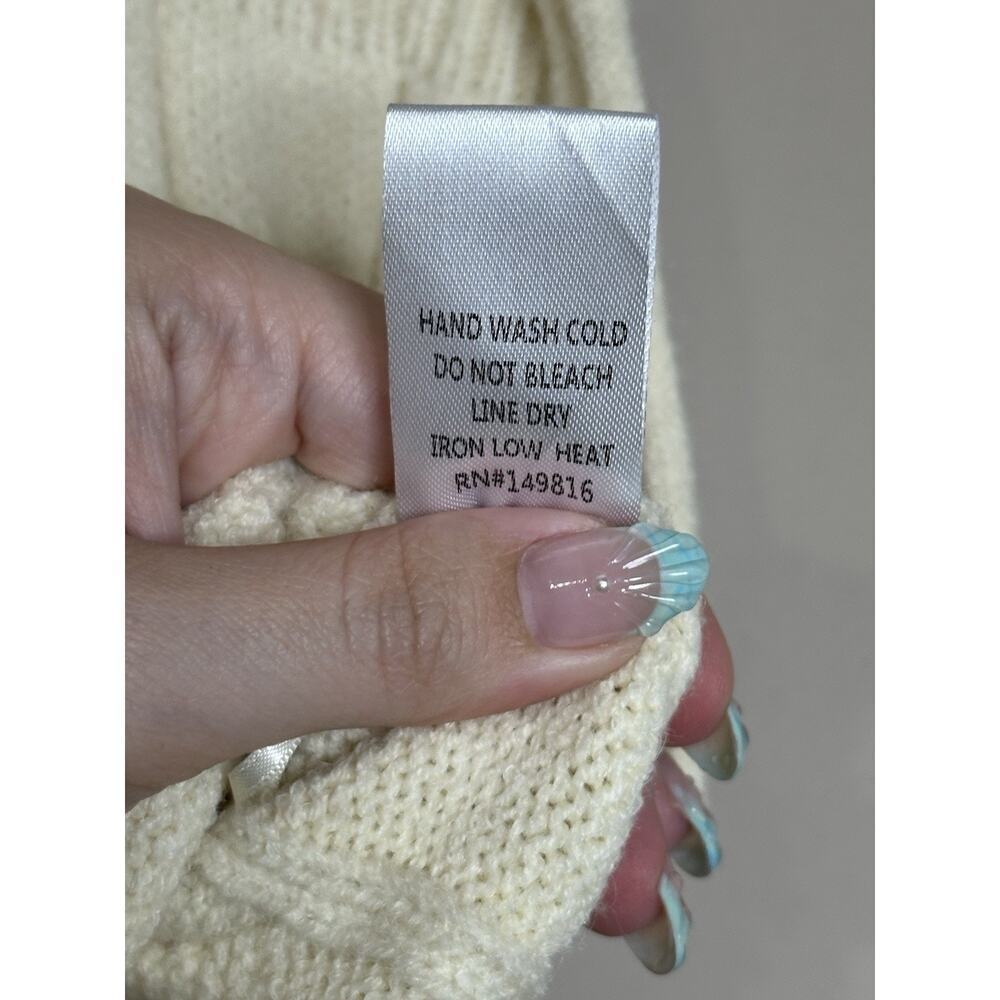 NWT Women’s Vestique Cropped Cable Knit Ivory Floral Bow Tank Top Y2K Sz Medium - Picture 7 of 8